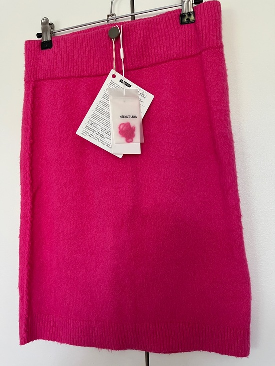 Helmut Lang Dresses & Skirts - Helmut Lang Textured Knit Pencil Skirt size Small Barbie Pink NWT $225 retail